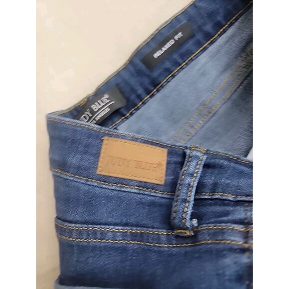 Judy Blue Womens 28x26.5 Jeans Relaxed Distressed Mid Rise Medium Stretch Modern - Picture 12 of 14